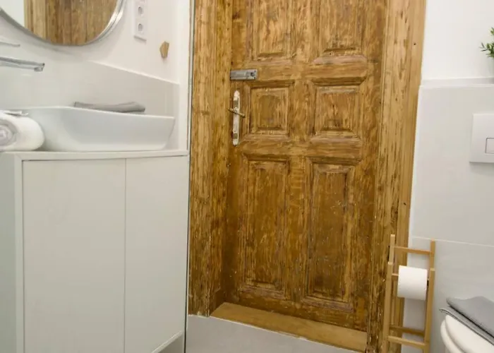 Standard By Hi5- Tolnai Lajos Apartament *